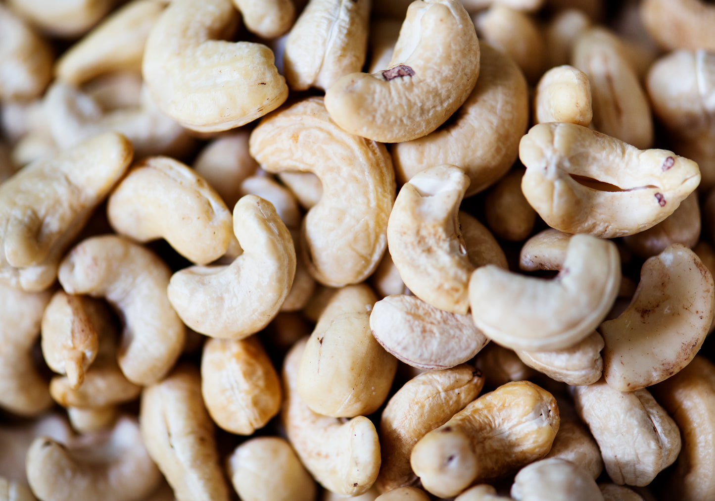 Raw Whole Cashew